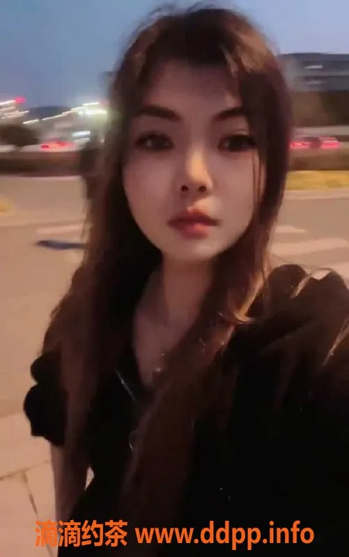 广州楼凤资源信息,广州天河兼职小鱼，26岁女神，身高162cm