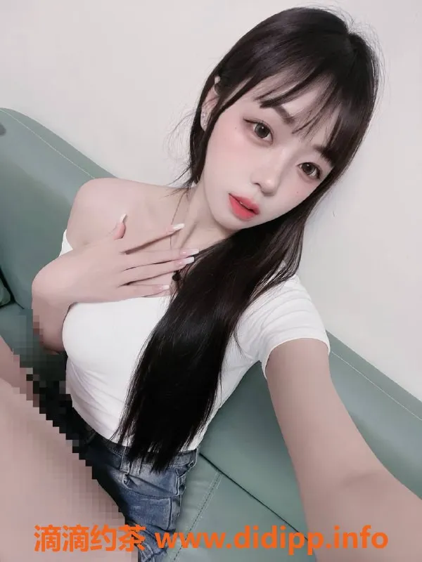 东莞楼凤-可可 20岁 164cm 84斤 34C 定制服务