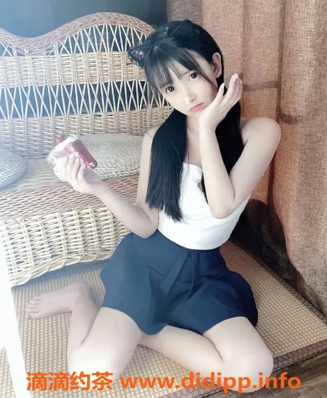 上海楼凤资源信息,普陀李柚柚福利活动，价只需1800P!