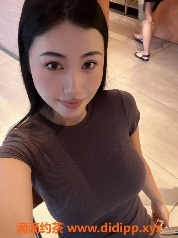 广州楼凤资源信息,天河区轻轻，700-1300元多样服务等你来体验