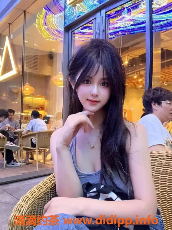 深圳楼凤-南山艺涵火箭少女，900P出击，实力御姐