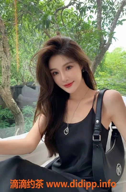 杭州上门服务资源信息,菲菲&伊伊双飞体验，170cm/171cm大长腿女友等你来约