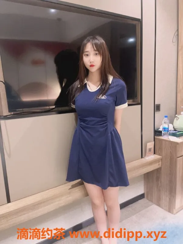 重庆楼凤资源信息,南坪雪儿，170身高，胸围C，18岁火热服务