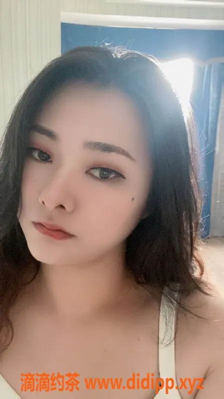 厦门楼凤资源信息,湖里区莫妮卡，4张真实照，电报联系