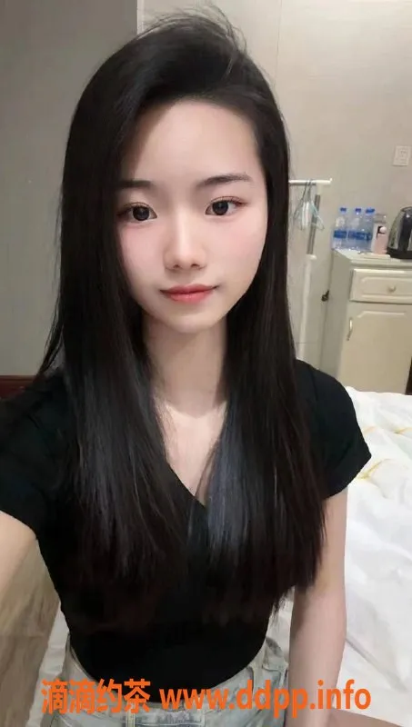 重庆楼凤-重庆琪琪，19岁双重享受，169cm 95斤