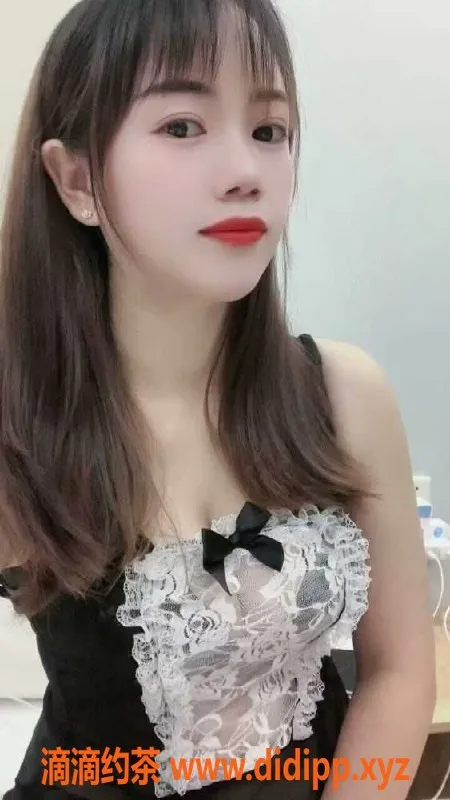 广州楼凤-天河大奶依依，22岁，身高162，价格400元起