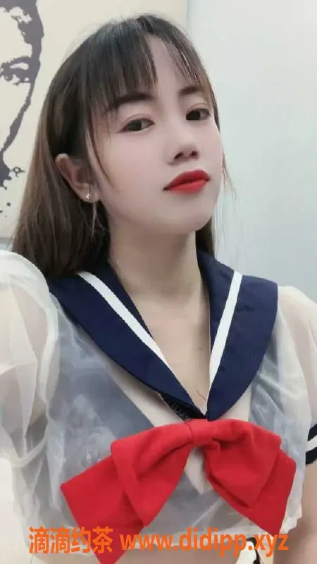 广州楼凤-天河大奶依依，22岁，身高162，价格400元起