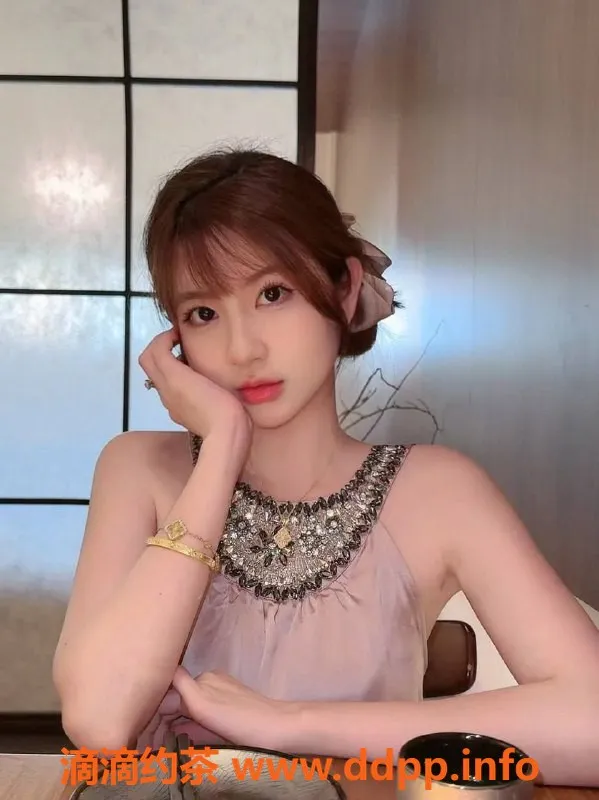 杭州上门服务-上城区馨馨儿 168cm 36C 性感诱惑专享