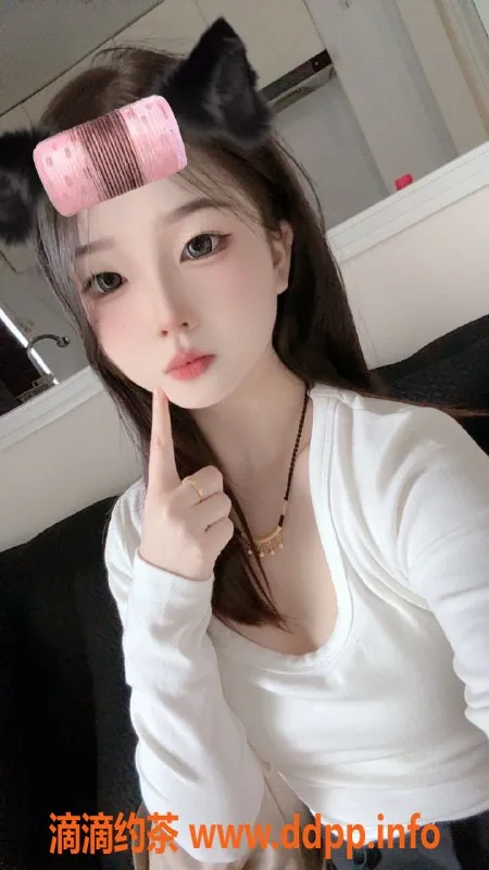 北京楼凤-嫩妹小珂珂 163cm 45kg 陪浴服务可夜店