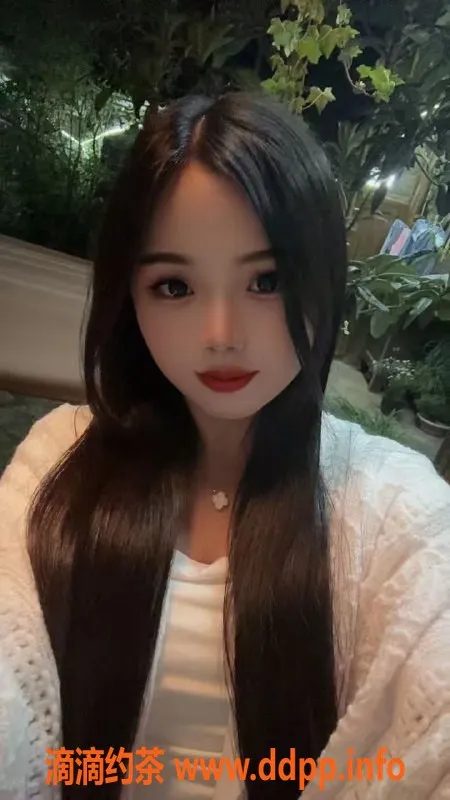 重庆楼凤-南坪柳岩22岁168cm C杯热情服务