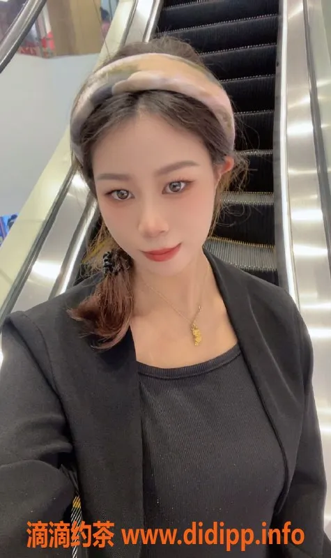 深圳楼凤资源信息,宝安菲菲，真心推荐，课费700元起！