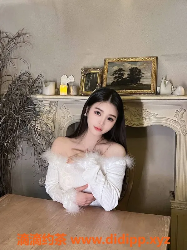 杭州楼凤-拱墅区直连金金，甜美白嫩C+ 163cm