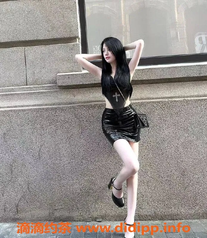 上海楼凤-普陀小君君福利拍卖，限2名额，900P起售