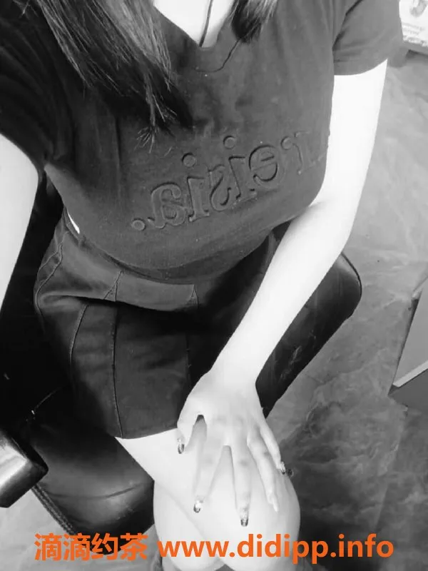 厦门楼凤-湖里区蜗牛小姐，温柔服务，预约即享！