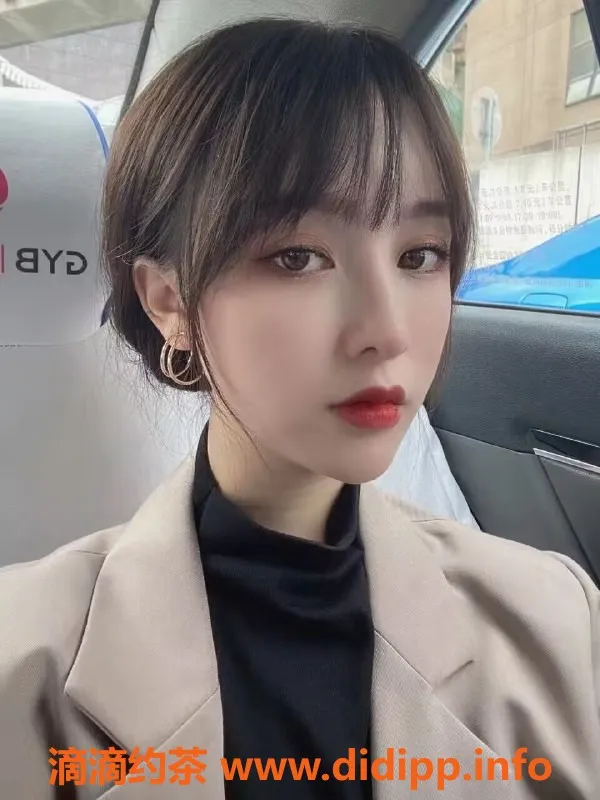 杭州楼凤-上城区四月，162高、43kg的嫩妹，一对一服务