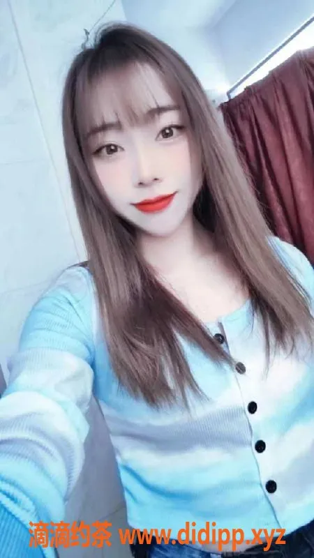 广州楼凤-天河甜美兼职笑笑，19岁，36D，价格实惠