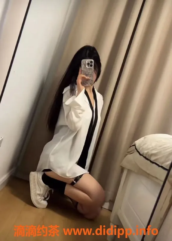 武汉楼凤-徐东米露，优雅身姿，完美服务体验