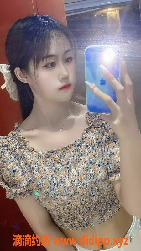 厦门楼凤-电报老师玉兔，复验服务热情推荐