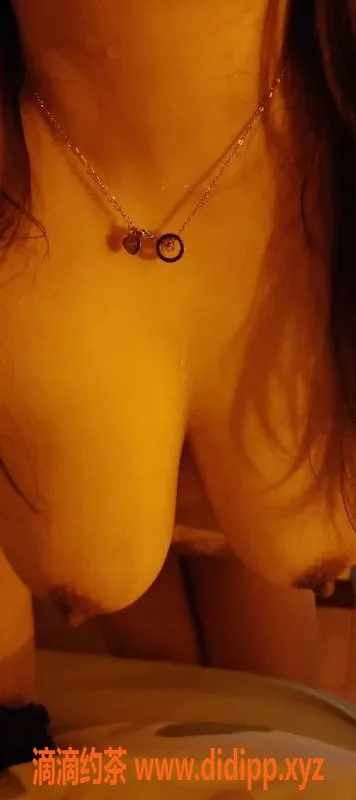 重庆楼凤资源信息,重庆喜宝，25岁165cm，胸围D，价位亲民