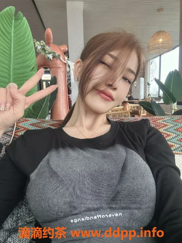 深圳楼凤-深圳福田小彤，长腿大胸，服务超值！