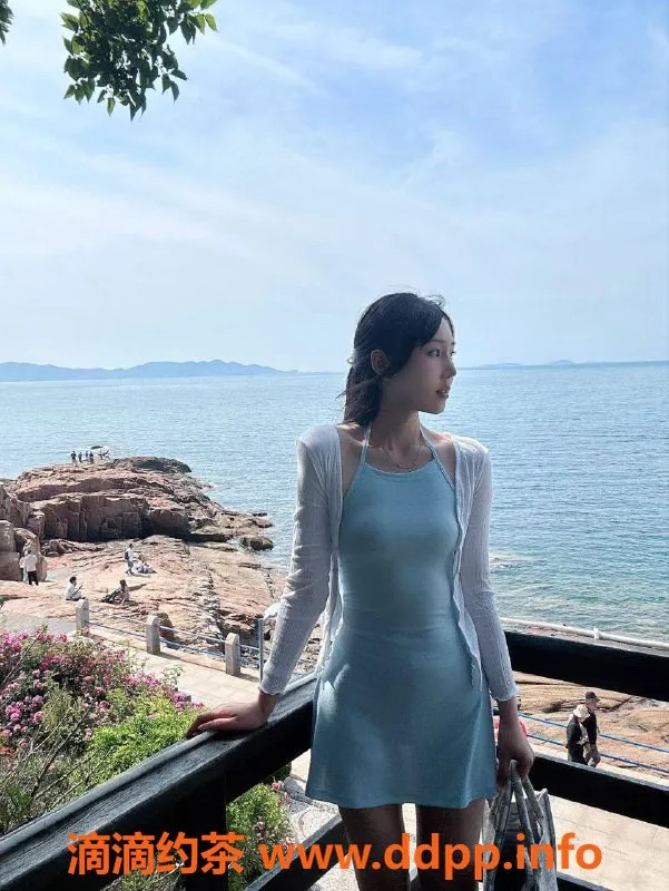 上海楼凤-静安嫩妹元英，20岁大胸长腿诱惑