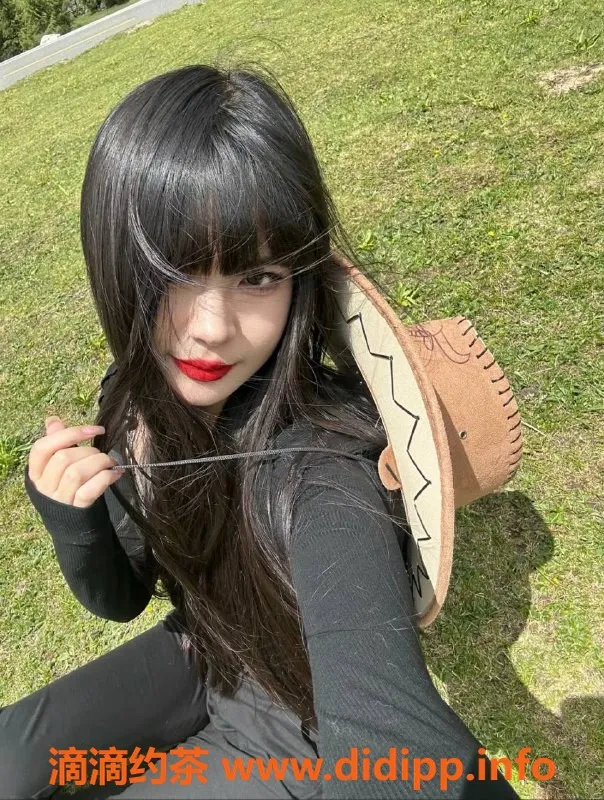 上海楼凤-闵行夏浅浅福利拍卖，原价1000现800P！