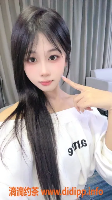 重庆楼凤-重庆南岸安心18岁，身高165，服务多样，超值体验