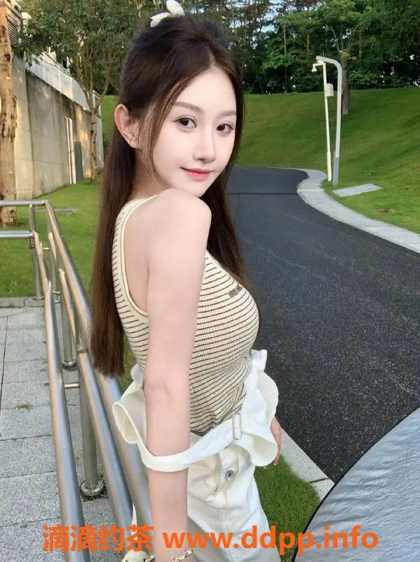 深圳楼凤资源信息,福田邻家学妹，艳丽诱惑，课费2000p起