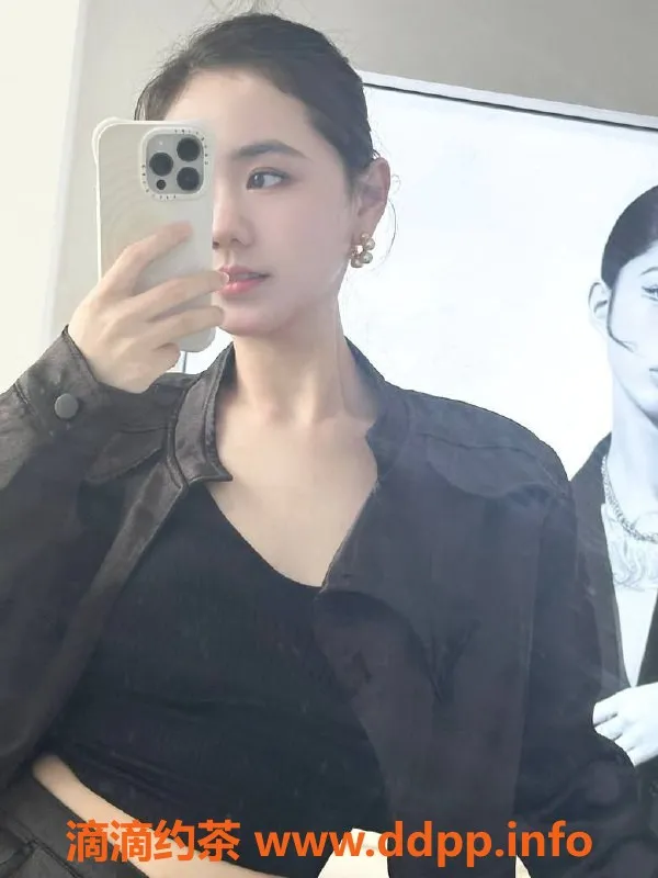 广州楼凤-天河菜菜 课费1000p，1800pp