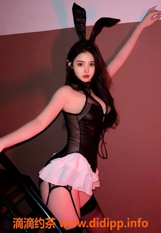 上海楼凤-宝山苏菲，173cm身高B+胸，1400P起