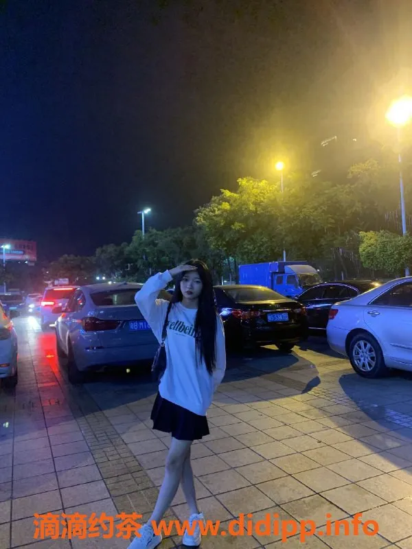 杭州上门服务-上城嫩妹安迪，颜值巨乳，性价比高