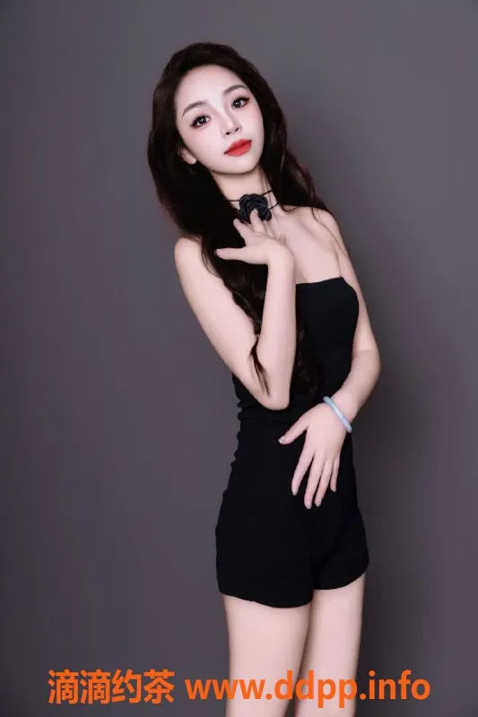 深圳楼凤资源信息,深圳龙华艾米，21岁身高161，轻盈41kg，598/p