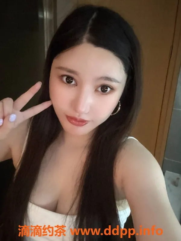 成都楼凤-成华区御姐李朵儿，课时费6p，魅力无限