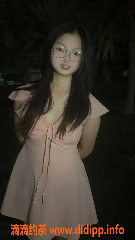 深圳楼凤-南山嫩妹李梦如，私人服务只需P1100