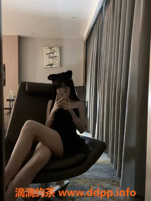 武汉楼凤-洪山区思思，164cm B罩杯，700元起