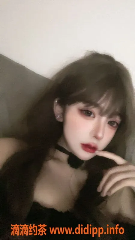 深圳楼凤-深圳罗湖丹丹，20岁，164cm，C罩杯，1500元起