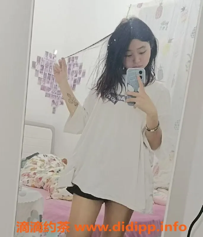 成都楼凤-新都区小蛇，5p 9pp，嫩妹车服务体验