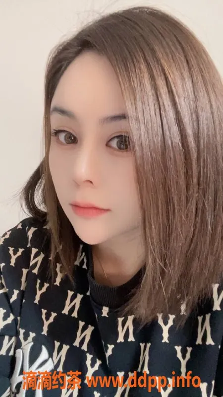 深圳楼凤-南山依娜，性价比超高的大胸服务