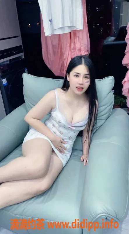 广州楼凤-广州海珠樱井惠子，22岁、36C，400元体验