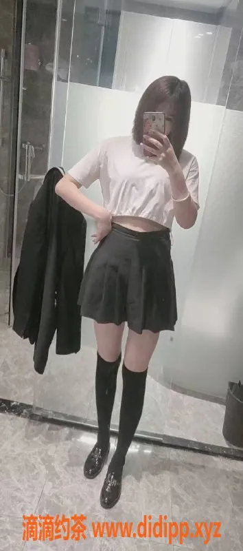 成都楼凤资源信息,武侯区御姐车芊羽，课时费7p，女友体验