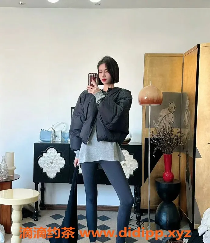 北京楼凤-朝阳小A，丝袜六九，白皙皮肤