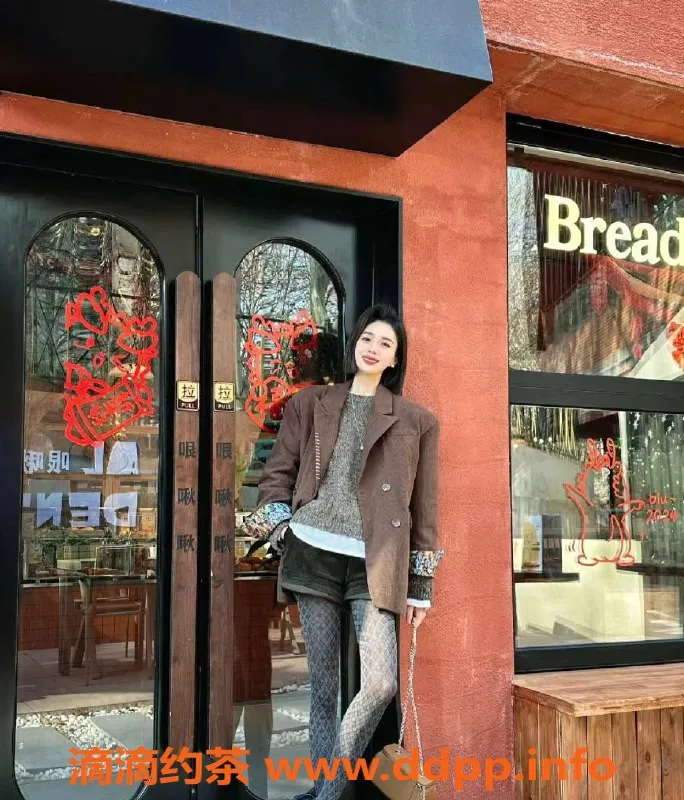 北京楼凤-朝阳小A，丝袜六九，白皙皮肤