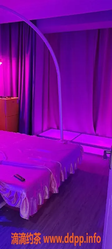 上海楼凤-普陀小妖精，165cm 50kg D杯，1200P起