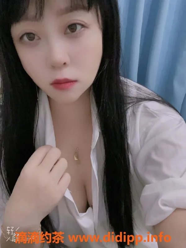 厦门楼凤-玲玲，身高168，甜美优雅，超值体验