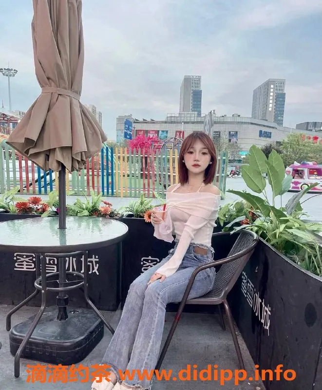 上海楼凤-闵行乐乐，身高168，价格900起，服务一流