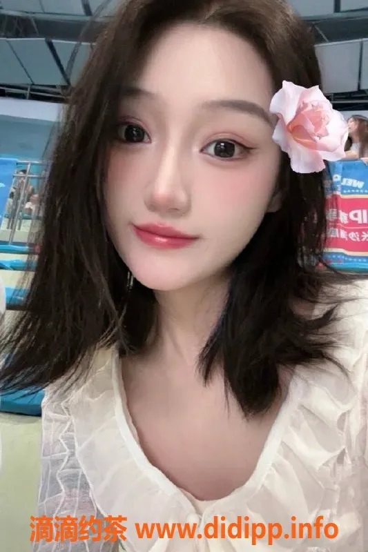 深圳楼凤-深圳小草莓，千元档嫩妹，1200起步