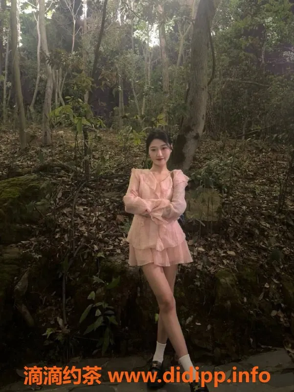 深圳楼凤-深圳小草莓，千元档嫩妹，1200起步