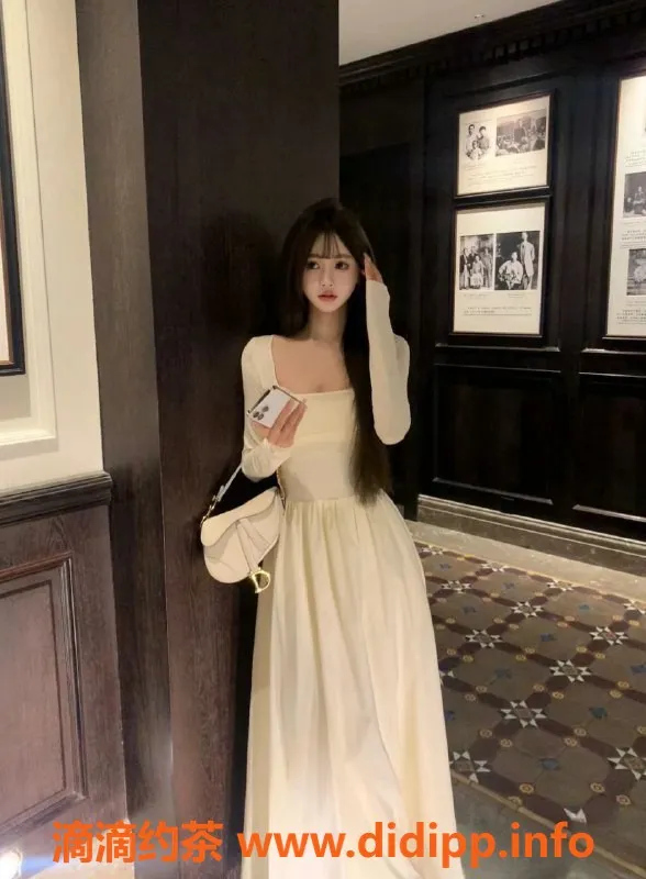 深圳楼凤-福田洛洛，1700课费，超值体验等你来！