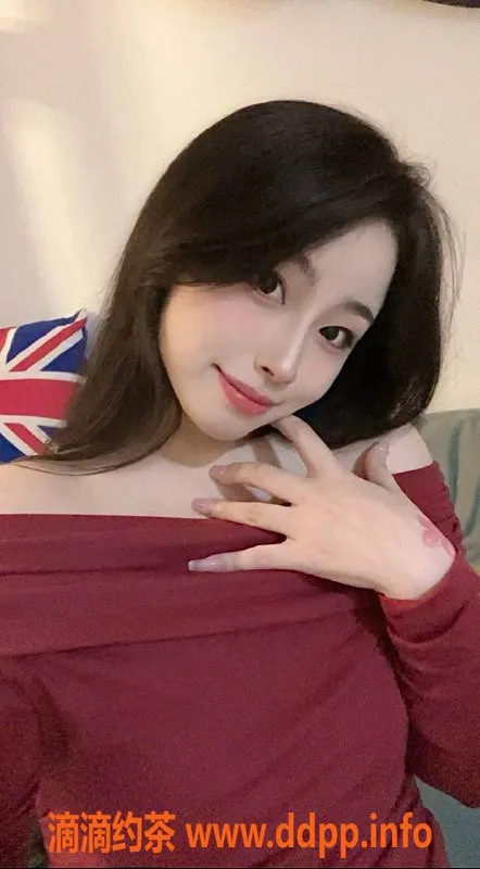 深圳楼凤-南山妍宝儿，嫩妹大胸，私聊仅需P1000起