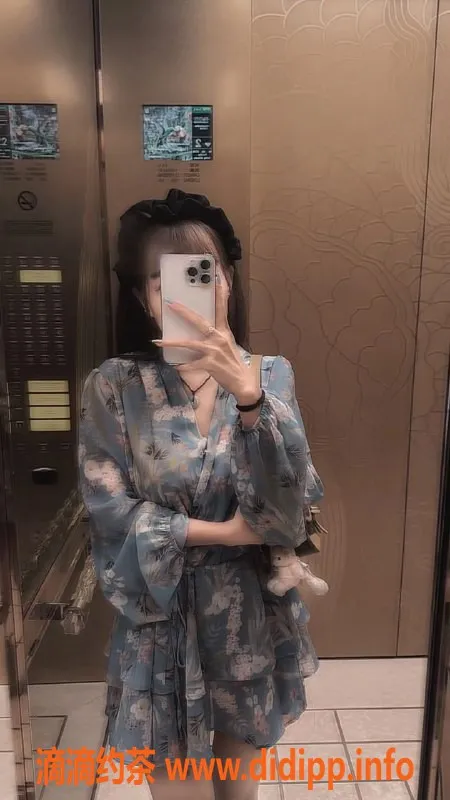 上海楼凤-闵行嫩妹小熊 165cm 46KG 1000元起